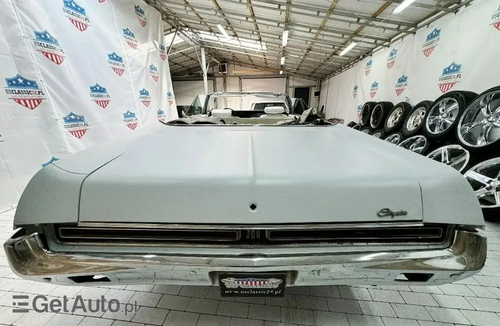 CHRYSLER Town & Country 