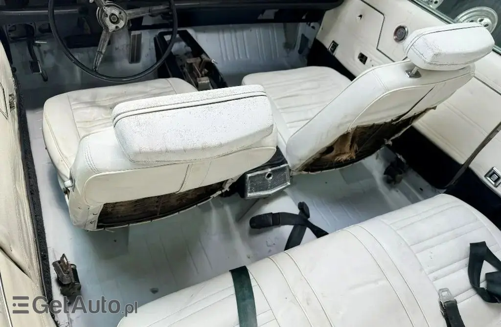 CHRYSLER Town & Country 