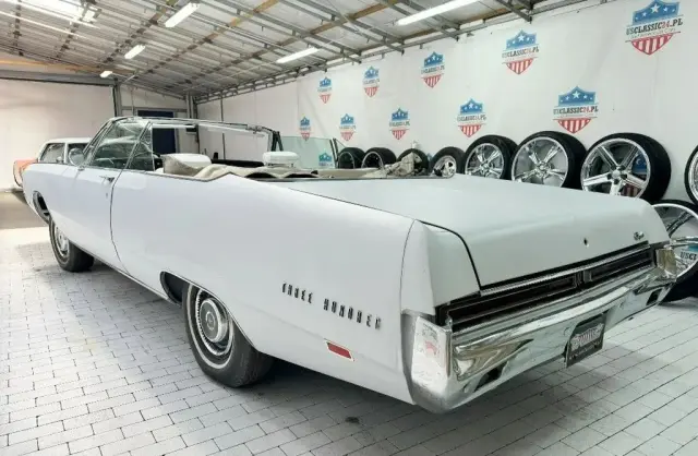 CHRYSLER Town & Country 