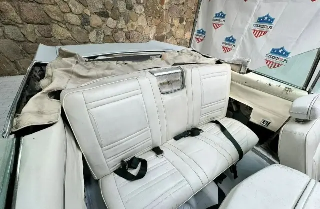 CHRYSLER Town & Country 