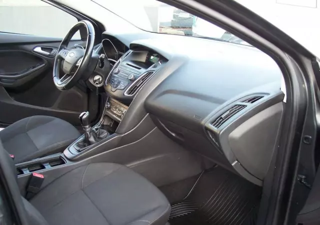 FORD Focus 1.6 Trend