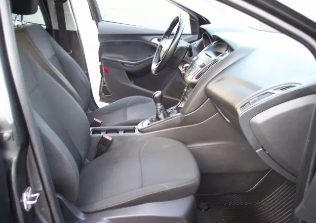 FORD Focus 1.6 Trend