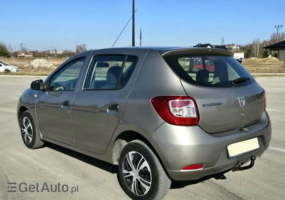 DACIA Sandero 1.2 16V 75 Live II