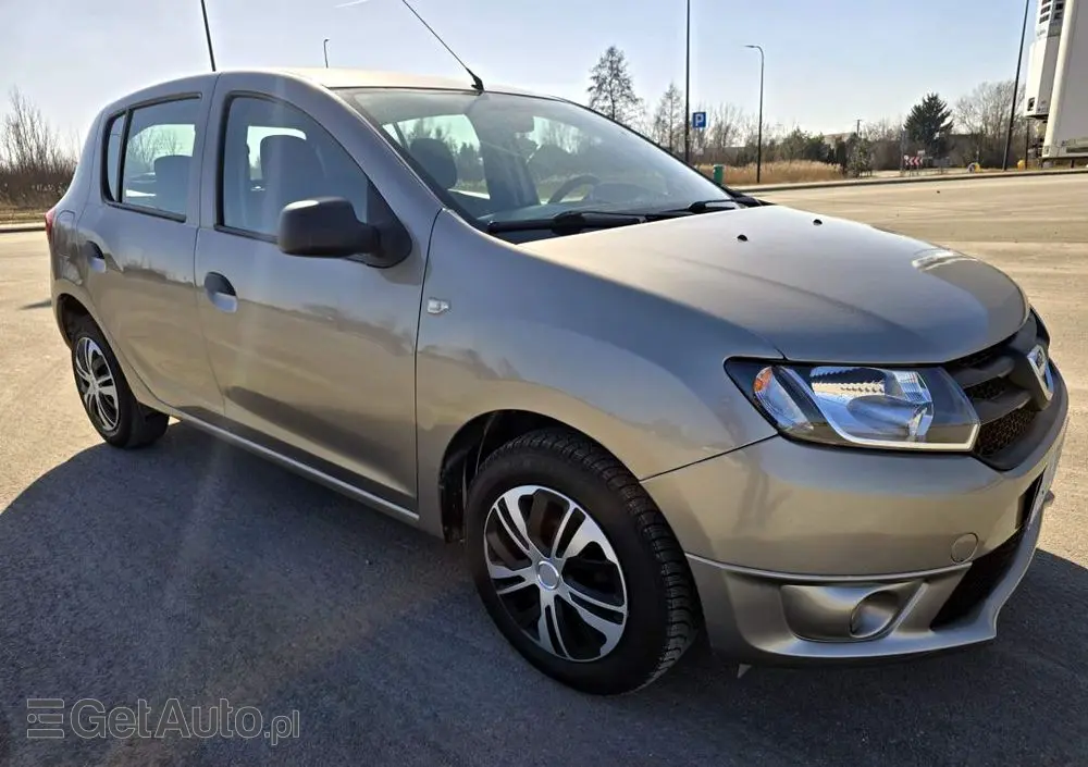 DACIA Sandero 1.2 16V 75 Live II
