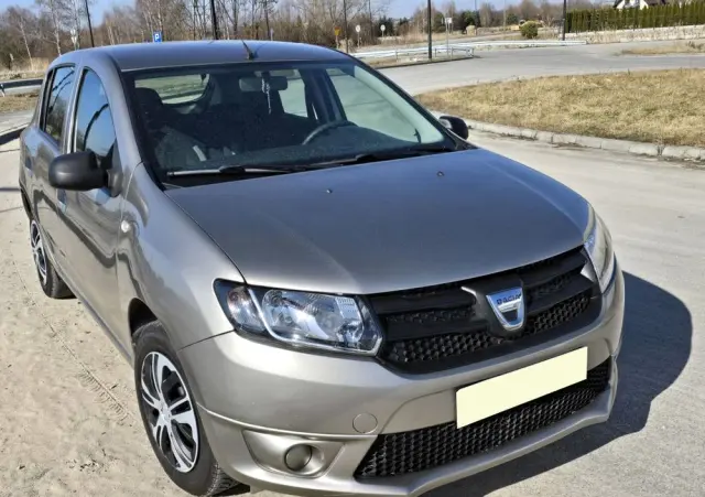 DACIA Sandero 1.2 16V 75 Live II