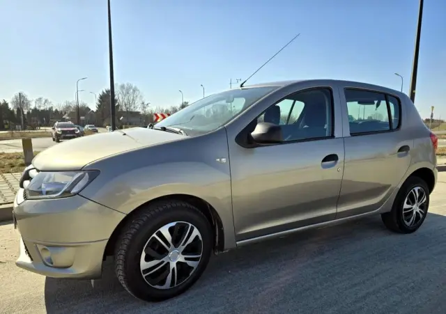 DACIA Sandero 1.2 16V 75 Live II
