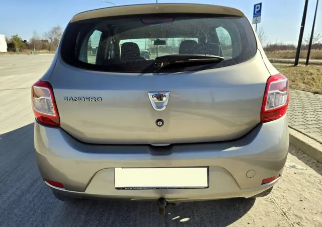 DACIA Sandero 1.2 16V 75 Live II