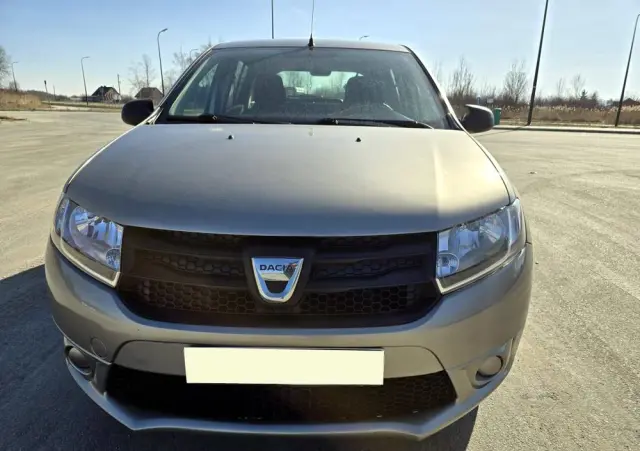 DACIA Sandero 1.2 16V 75 Live II