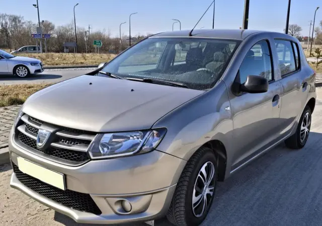DACIA Sandero 1.2 16V 75 Live II