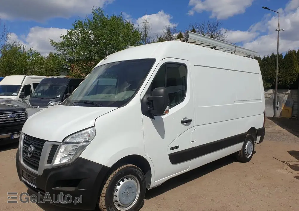 NISSAN NV400 