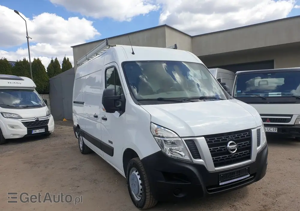 NISSAN NV400 