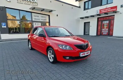 MAZDA 3 