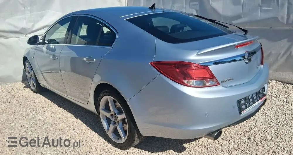 OPEL Insignia 1.6 Turbo Cosmo
