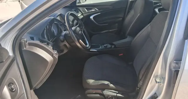 OPEL Insignia 1.6 Turbo Cosmo