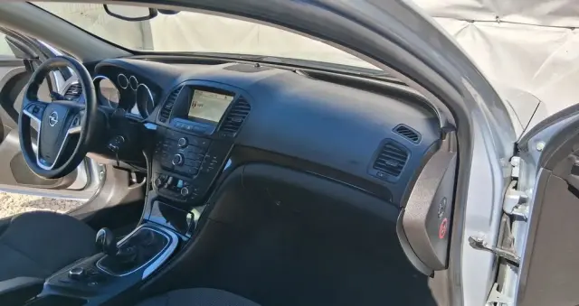 OPEL Insignia 1.6 Turbo Cosmo
