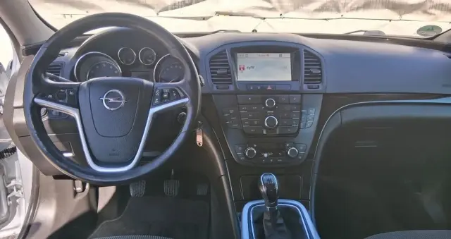OPEL Insignia 1.6 Turbo Cosmo