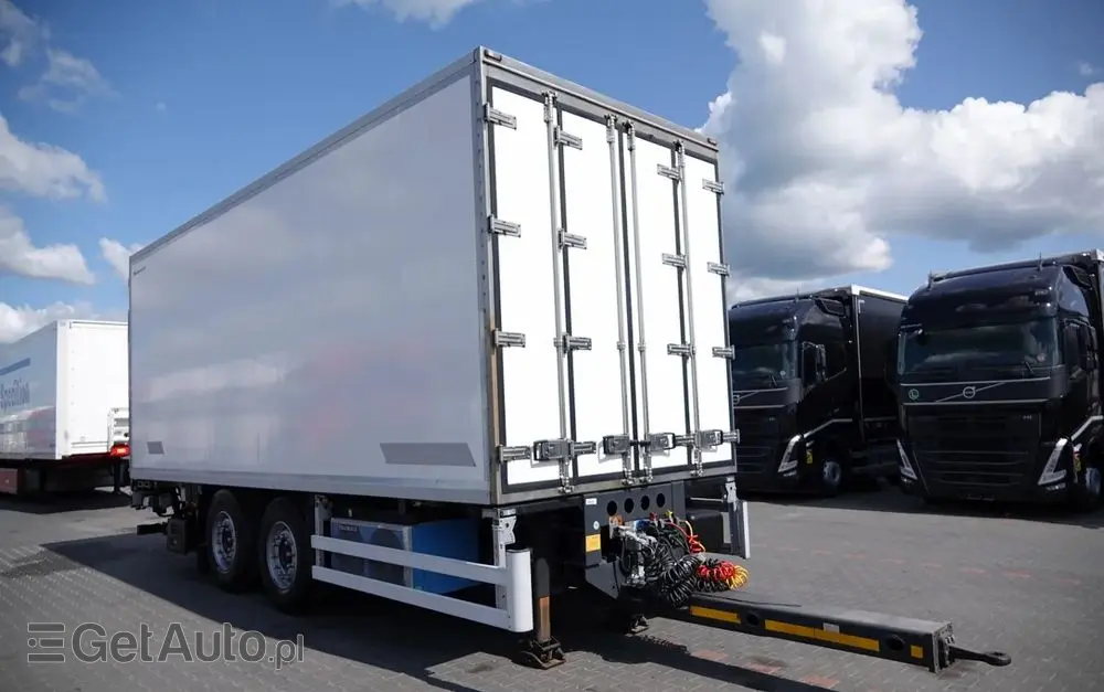 WIELTON PRZYCZEPA CHŁODNIA / IGLOOCAR / THERMO KING - FRIGOBLOCK / WINDA ZAŁADOWCZA / PRZEJAZDOWA / SAF / 2019 ROK 
