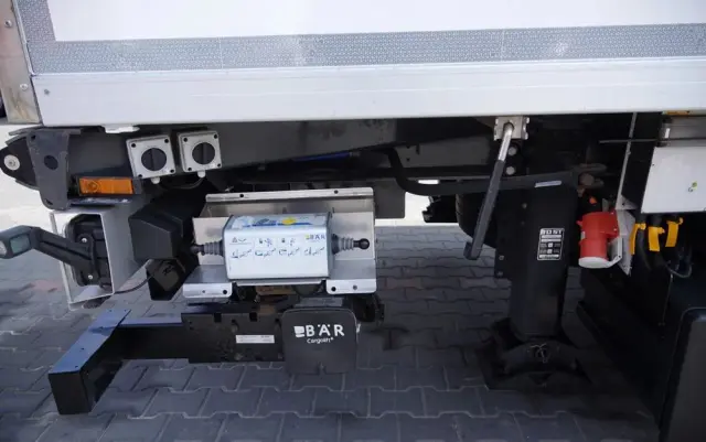 WIELTON PRZYCZEPA CHŁODNIA / IGLOOCAR / THERMO KING - FRIGOBLOCK / WINDA ZAŁADOWCZA / PRZEJAZDOWA / SAF / 2019 ROK 