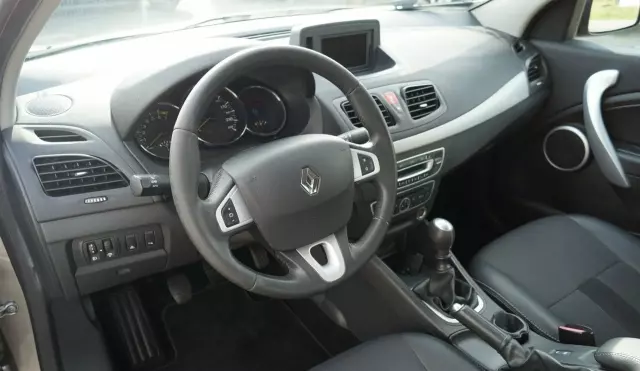 RENAULT Fluence 