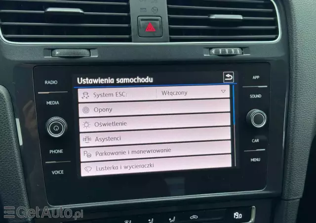 VOLKSWAGEN Golf VII 1.6 TDI BMT Comfortline