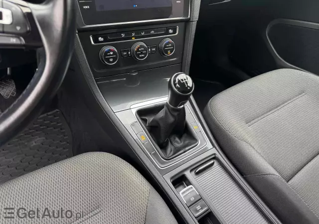 VOLKSWAGEN Golf VII 1.6 TDI BMT Comfortline