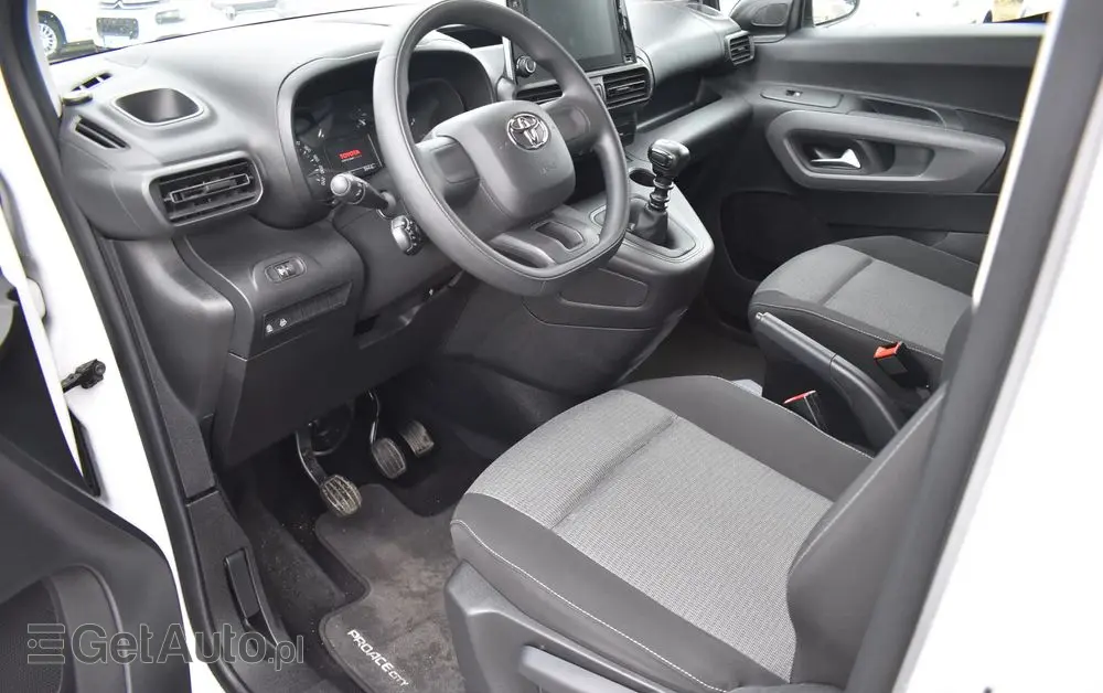 TOYOTA Proace City Verso 1.5 D-4D Business