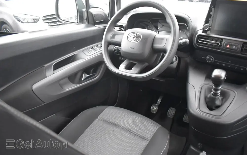 TOYOTA Proace City Verso 1.5 D-4D Business