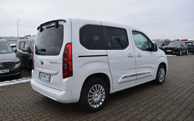 TOYOTA Proace City Verso 1.5 D-4D Business