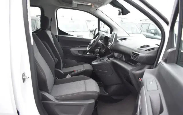 TOYOTA Proace City Verso 1.5 D-4D Business