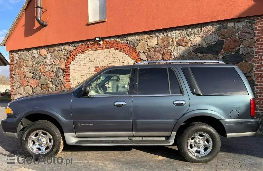 LINCOLN Navigator 