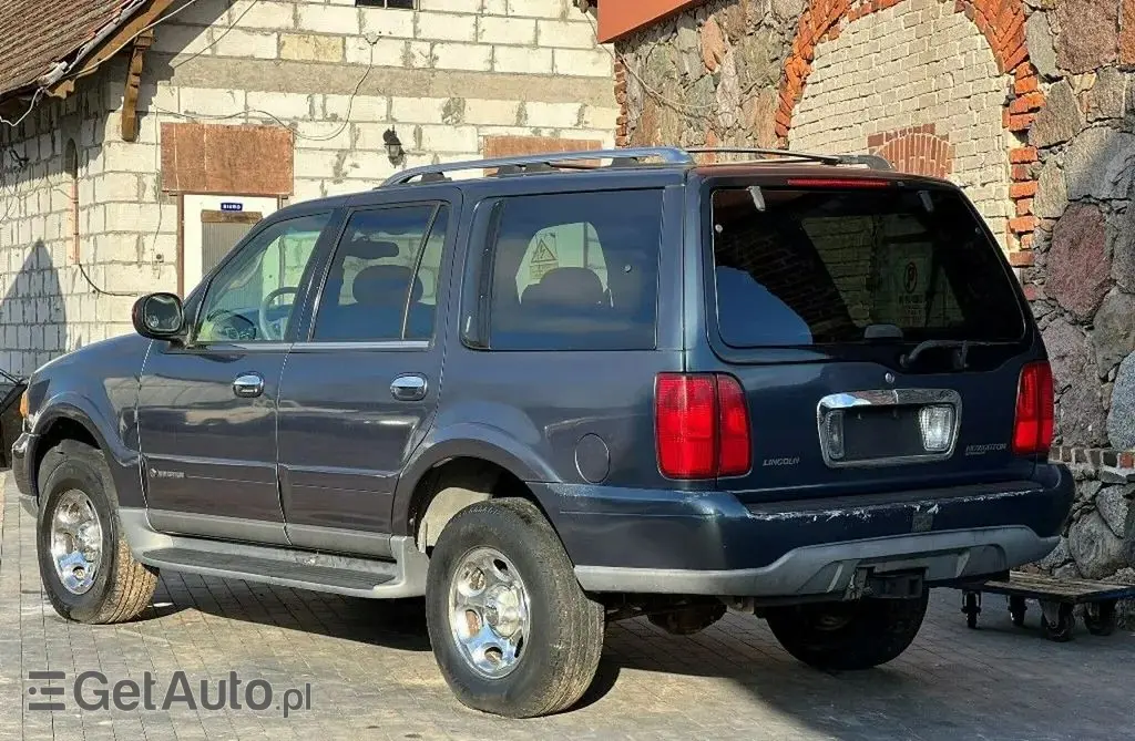 LINCOLN Navigator 