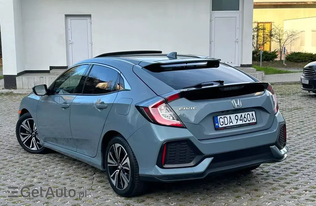 HONDA Civic 1.5 VTEC (180 KM) CVT