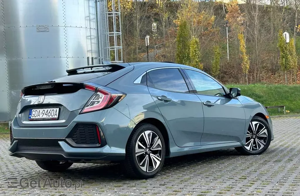 HONDA Civic 1.5 VTEC (180 KM) CVT