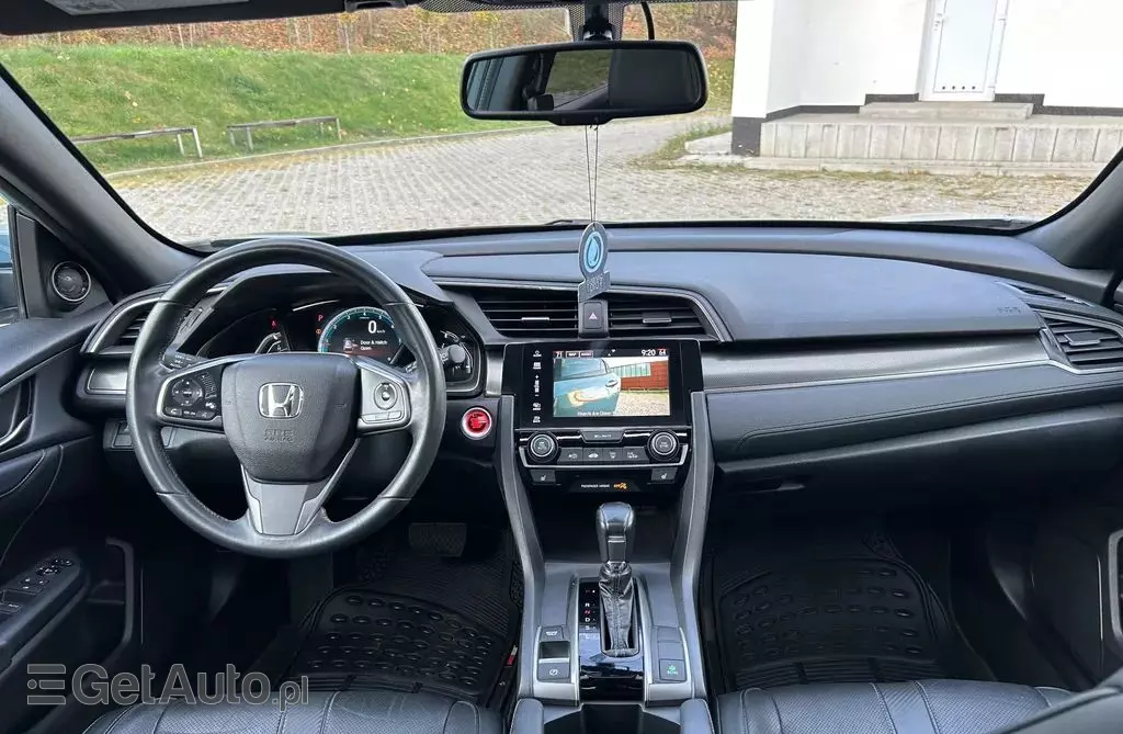 HONDA Civic 1.5 VTEC (180 KM) CVT