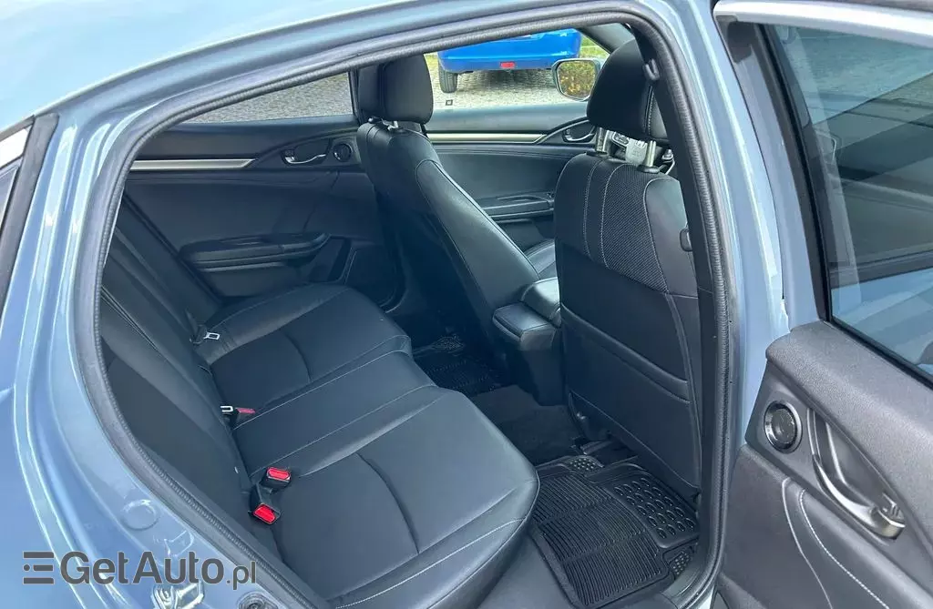 HONDA Civic 1.5 VTEC (180 KM) CVT