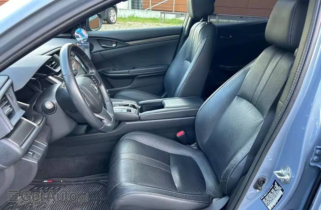 HONDA Civic 1.5 VTEC (180 KM) CVT