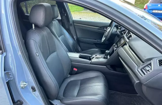 HONDA Civic 1.5 VTEC (180 KM) CVT