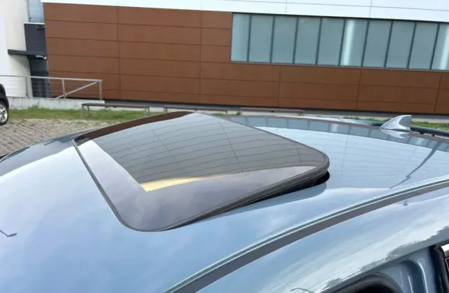 HONDA Civic 1.5 VTEC (180 KM) CVT