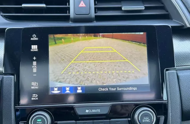 HONDA Civic 1.5 VTEC (180 KM) CVT