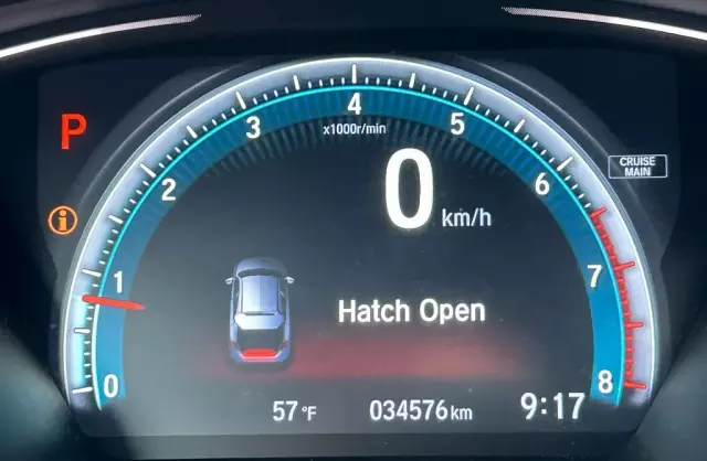 HONDA Civic 1.5 VTEC (180 KM) CVT