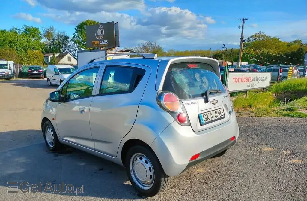 CHEVROLET Spark 