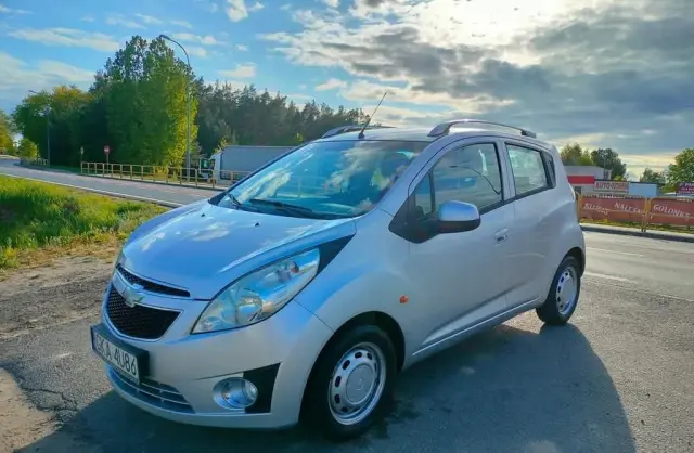 CHEVROLET Spark 