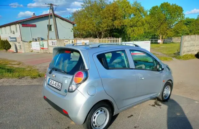 CHEVROLET Spark 