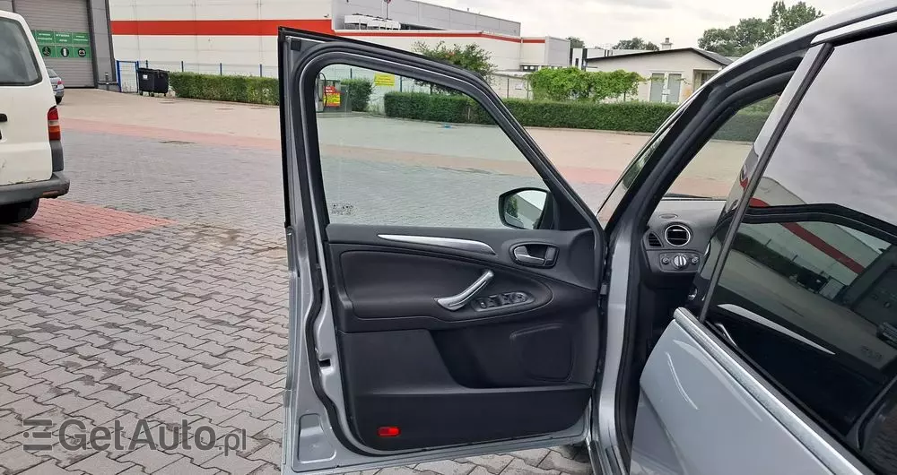 FORD S-Max 2.0 FF Titanium