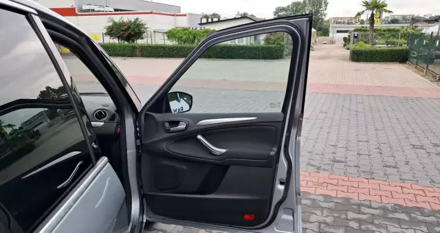 FORD S-Max 2.0 FF Titanium