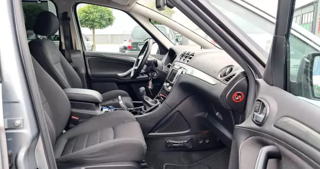 FORD S-Max 2.0 FF Titanium