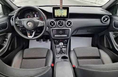 MERCEDES-BENZ Klasa A 