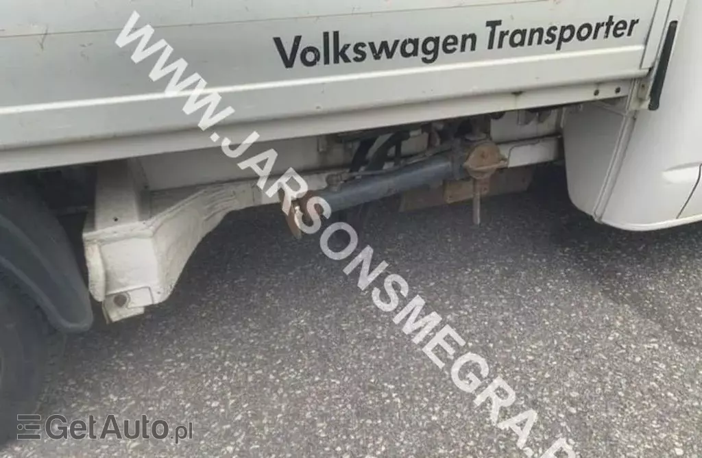 VOLKSWAGEN TRANSPORTER 