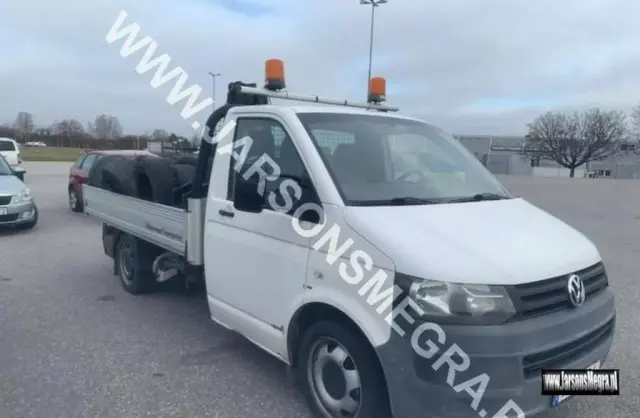 VOLKSWAGEN TRANSPORTER 