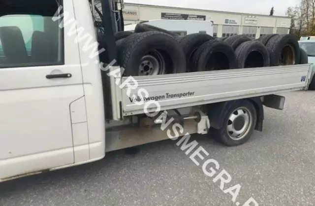 VOLKSWAGEN TRANSPORTER 